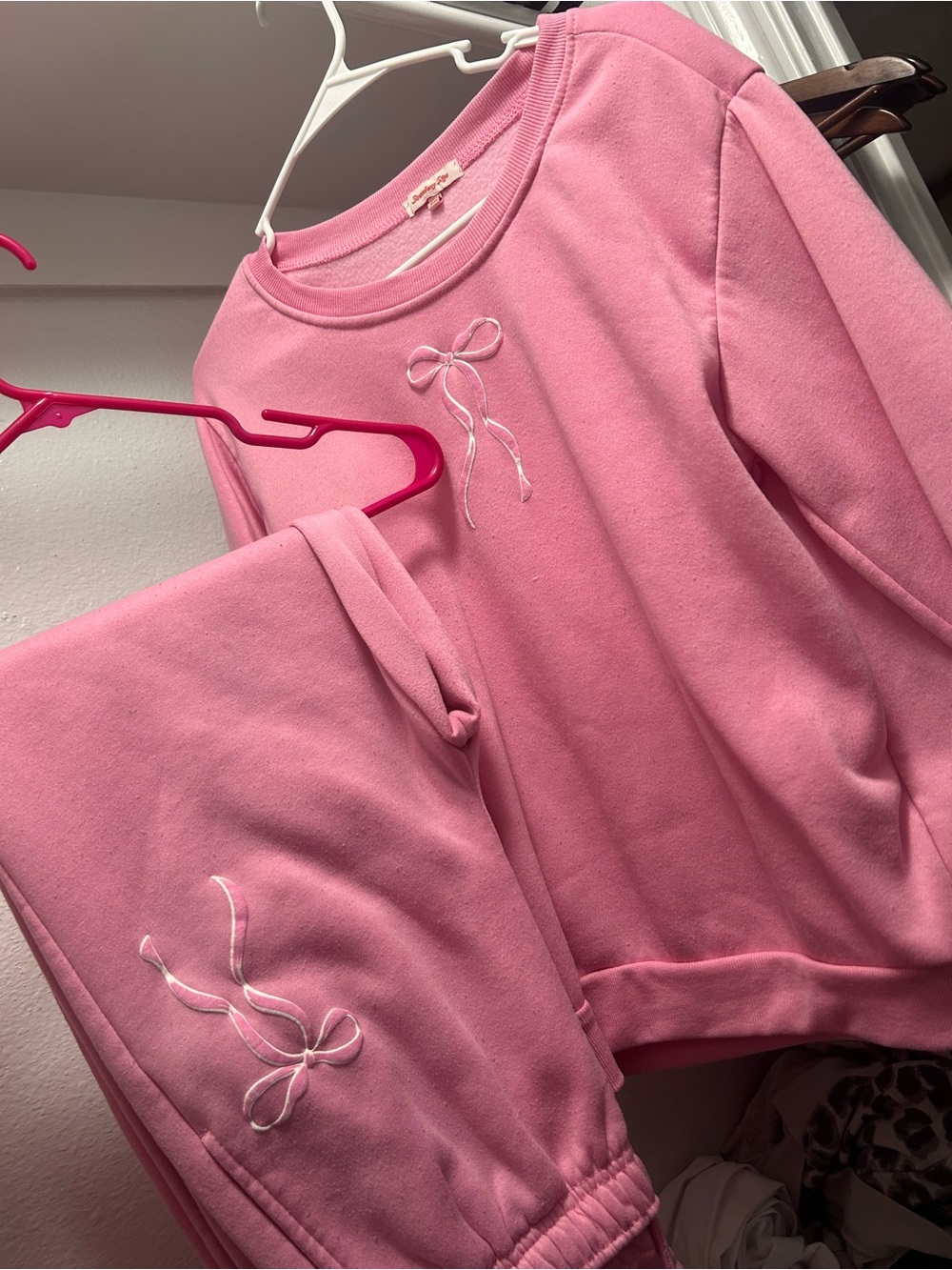 Womans Cozy Pink Bow-Accent set